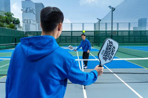 Futian Shangri-La, Shenzhen,Near to Shenzhen Convention&Exhibition Centre, Futian Railway Station