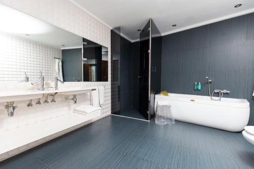 Hotel Nou Roma - image 13