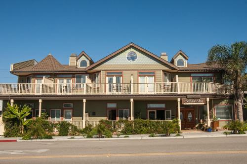 Cayucos Sunset Inn