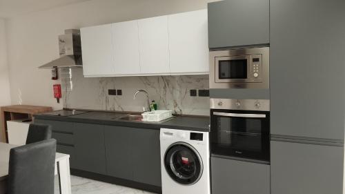 NR89 Apartments, by ferry to Valletta in 10 minutes 1