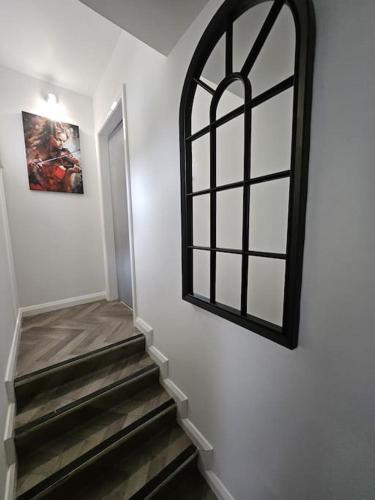 The Yellow Door in ليمافادى