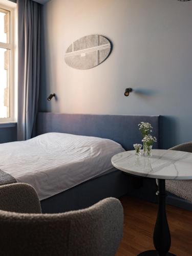 MIRO Rooms Center - quiet chic, self check-in, Riga (photo 8)