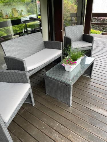 Le petit gîte (Le petit gite) in Alle