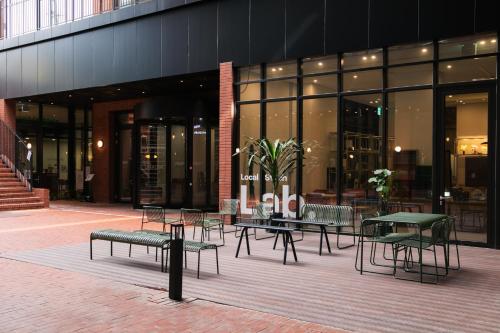 外觀, Local Stitch Creator Town Seogyo in 首爾