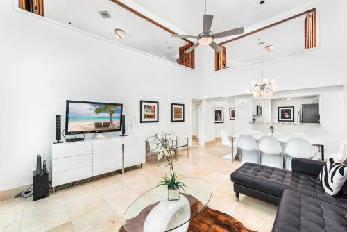 Oceanfront Loft at Castle Beach Club -M15 in Miami Beach, USA