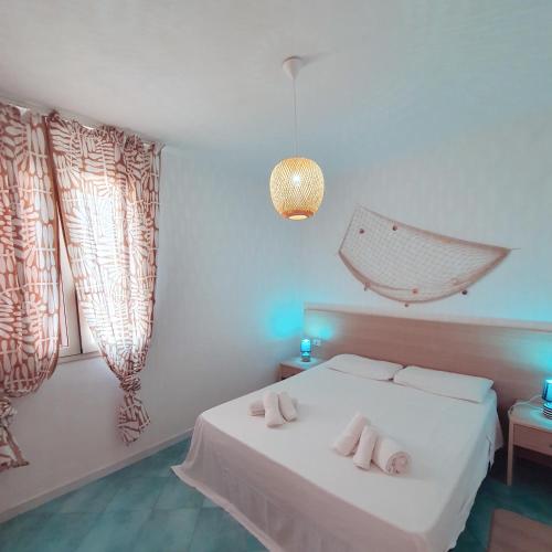 2 bedrooms, 4 beds