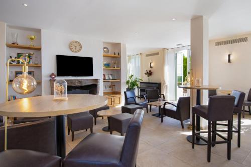 Bar/Lounge, Le Domaine de Saint Endreol Golf & Spa Resort in Draguignan