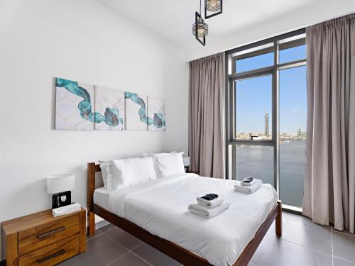 Spectacular Beach View 2BDR In Creek Harbour - image 5