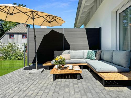 Erkély/terasz, CBlue "Seeblick", Kamin, Wallbox, Natur in Thulendorf