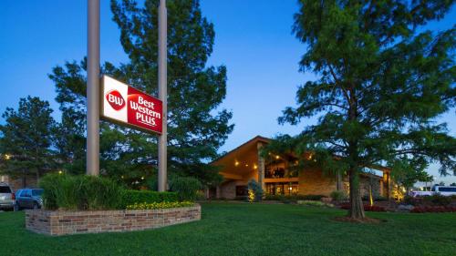 Best Western Plus Saddleback Inn and Conference Center in Oklahoma City, USA