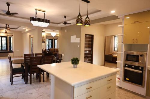 1-6 BHK Palatial Convertible Independent Villa 12 min Drive To Varca Beach in Quepem