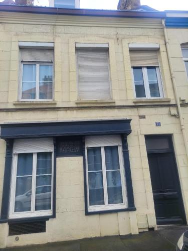 Vista exterior, Bienvenue chez Coco in Dunkerque Center