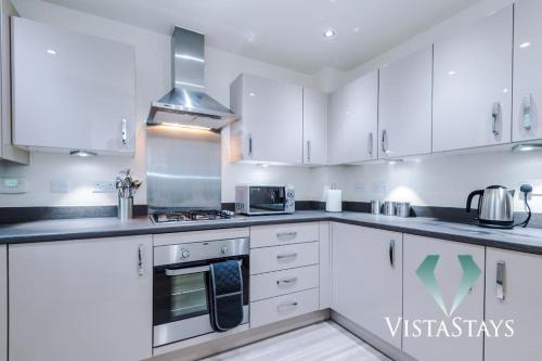 3BDR House By Vista Stays Short Lets & Serviced Accommodation Manchester With Pool Table and Driveway Parking, Manchester (fotografie 6)