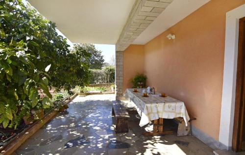 Wohnung in der Nähe des Strandes Basanija Wohnung in der Nähe des Strandes Basanija