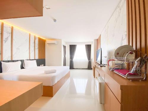 Studio Apartment image 3