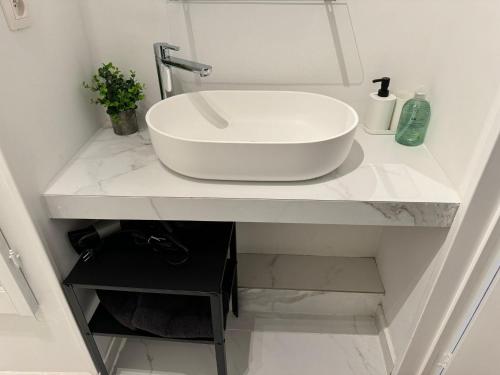 Garden loft in city center Meir 1FL, Amberes (foto 9)