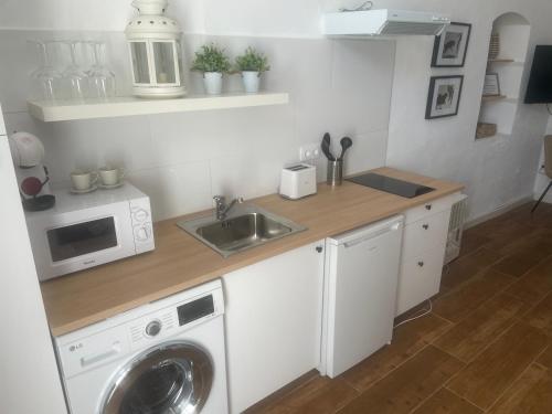 Apartamentos San José (Apartamentos San Jose) in 薩夫拉
