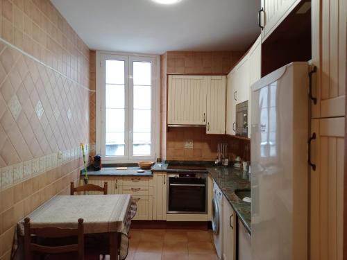 廚房, Spacieux T4 Cœur de ville in 昂代伊市中心