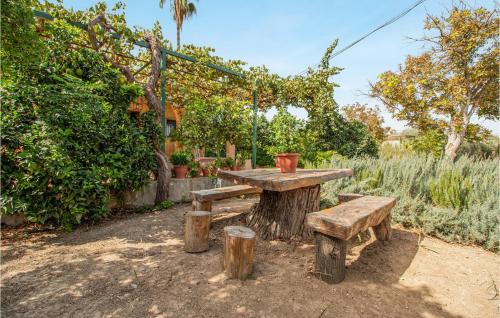  Lovely Home In Casariche With Wifi in Casariche