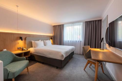 Holiday Inn Brentwood an IHG Hotel - image 10