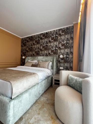 Boutique Hotel Bals Room Type - Standard Double Room