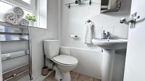 The Shard Vision Apartment - image 6