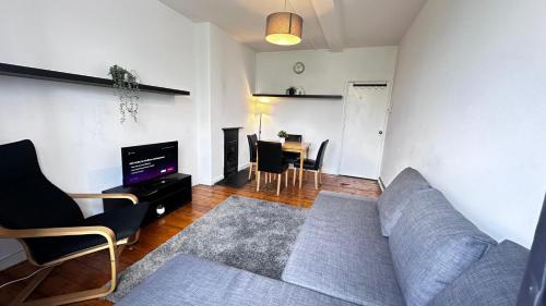 The Shard Vision Apartment - image 11