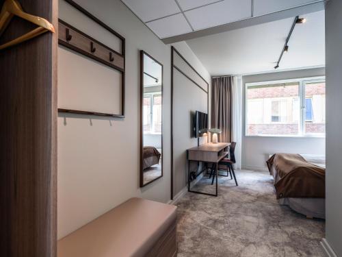 Quality Hotel Saga Room Type - Standard Double Room