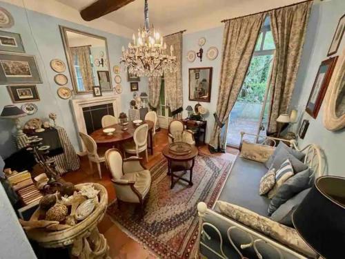 Apartment in Cannes - Tap to explore photos