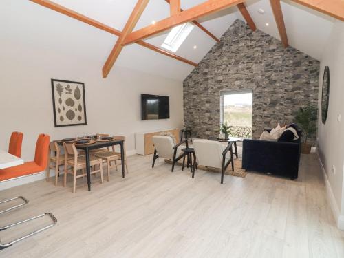 Udvendig, Curhoor in Loughrea