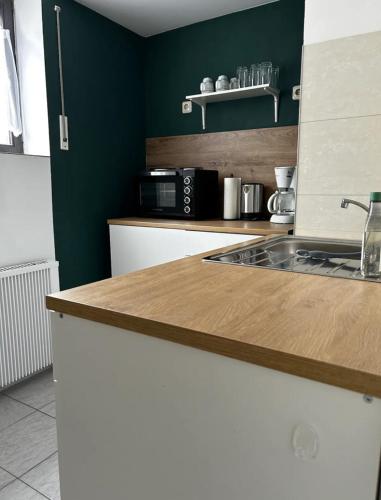 Konyha, Ferienhaus am Fuße des Taunus Waldsolms-Brandoberndorf in Gravenwiesbach