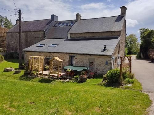 menez du roi morvan gîte à louer Caros-Combout