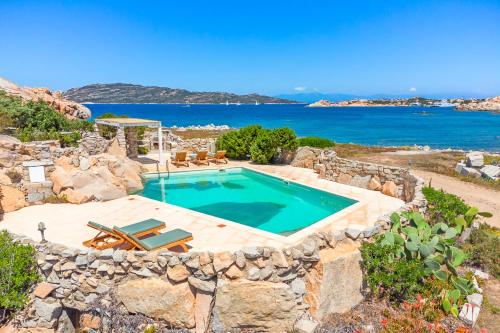Villa Itaca - Swimming pool by the Sea, La Maddalena (zdjęcie 8)