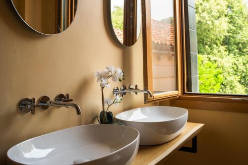 San Domenico Apartment with Garden View R&R - image 2