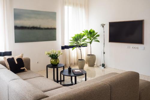 San Domenico Apartment with Garden View R&R - image 12
