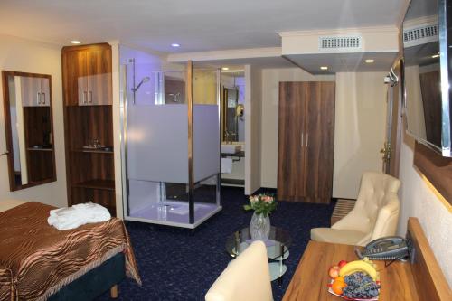 Grand Hotel Empire, Frankfurt/Main (photo 3)