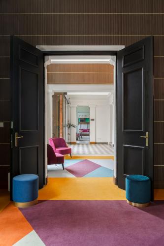 Room Mate Luca - image 5