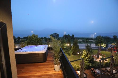Удобства, Toka Hotel Restaurant in Поградец