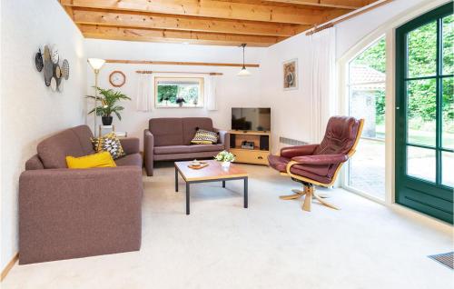  Cozy Home In Ijhorst With Kitchen in IJhorst