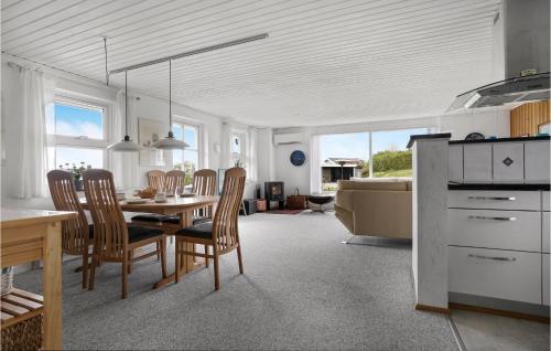  2 Bedroom Cozy Home In Lemvig in Lemvig