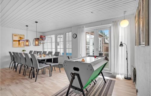 Attractions, Lovely Home In Væggerløse With Wifi in Vaeggerlose