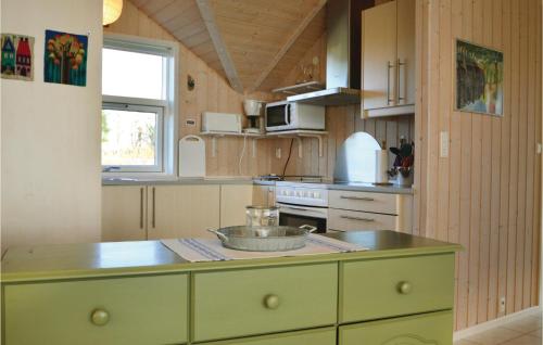 Cocina, Two-Bedroom Holiday Home In Hovborg in Hovborg