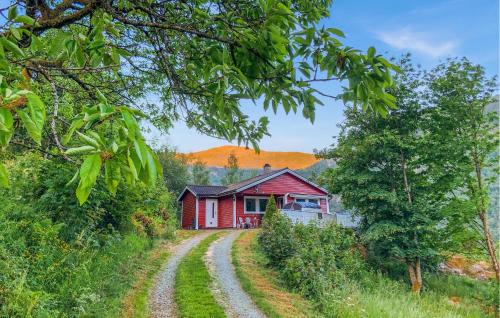Viesnīcas āriene, Lovely Home In Bjordal With Kitchen in Bjordala