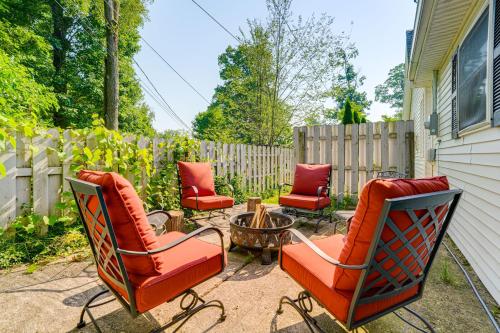 Cottage with Fire Pit Near Winery and Ice Fishing! in Coloma, USA