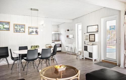 Gorgeous Home In Væggerløse in Marielyst