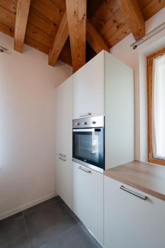 One-Bedroom Apartment image 10