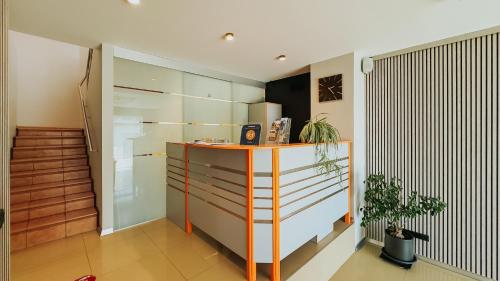 Előcsarnok, Van Vila in Giruliai