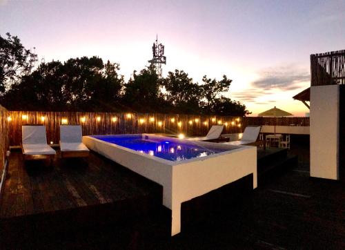 Che Suites Playa - 수영장