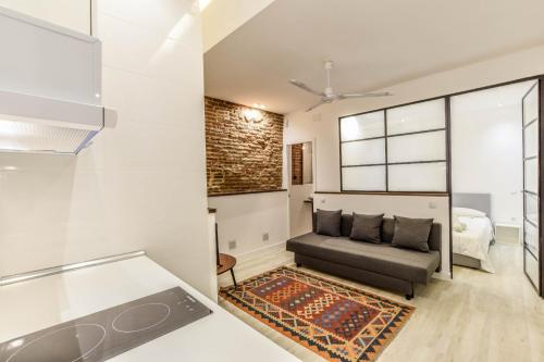 acogedor apartamento en anton martin - main image