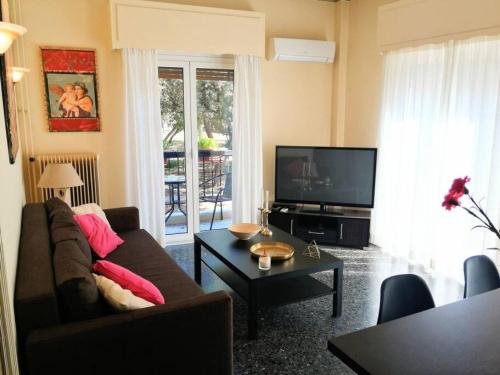 Elegant apartment in Acropolis with roof garden, Atény (fotografie 3)